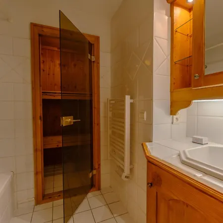 Apartment Le Cristal - Mont Blanc 6 - Happy