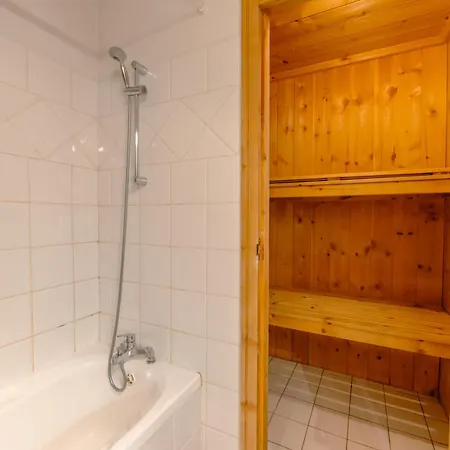 Apartment Le Cristal - Mont Blanc 6 - Happy